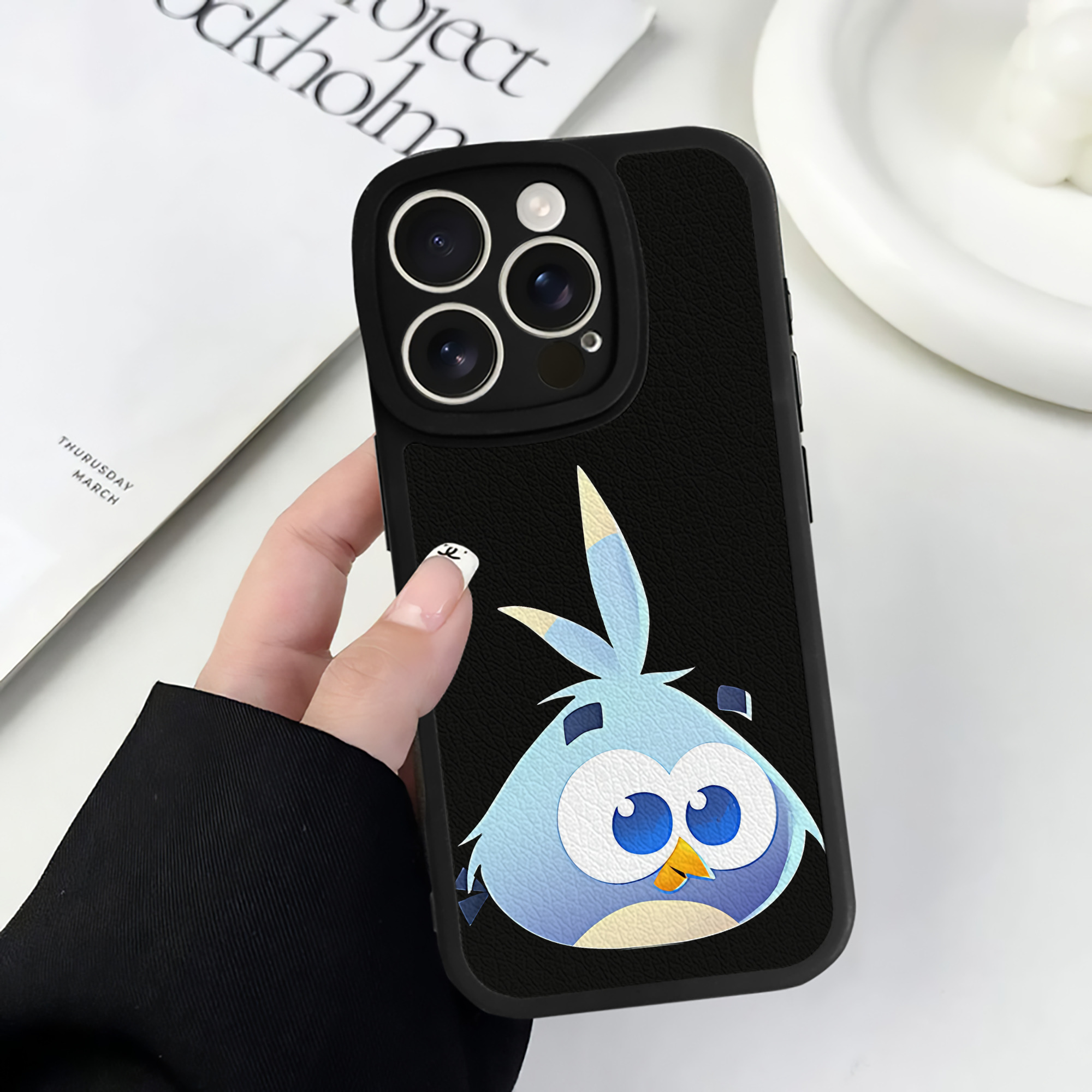 （画像用） Angry Birds アングリーバード 【iPhone 16シリーズ対応】シリコンスマホケース（レザー調） 材質：シリコン